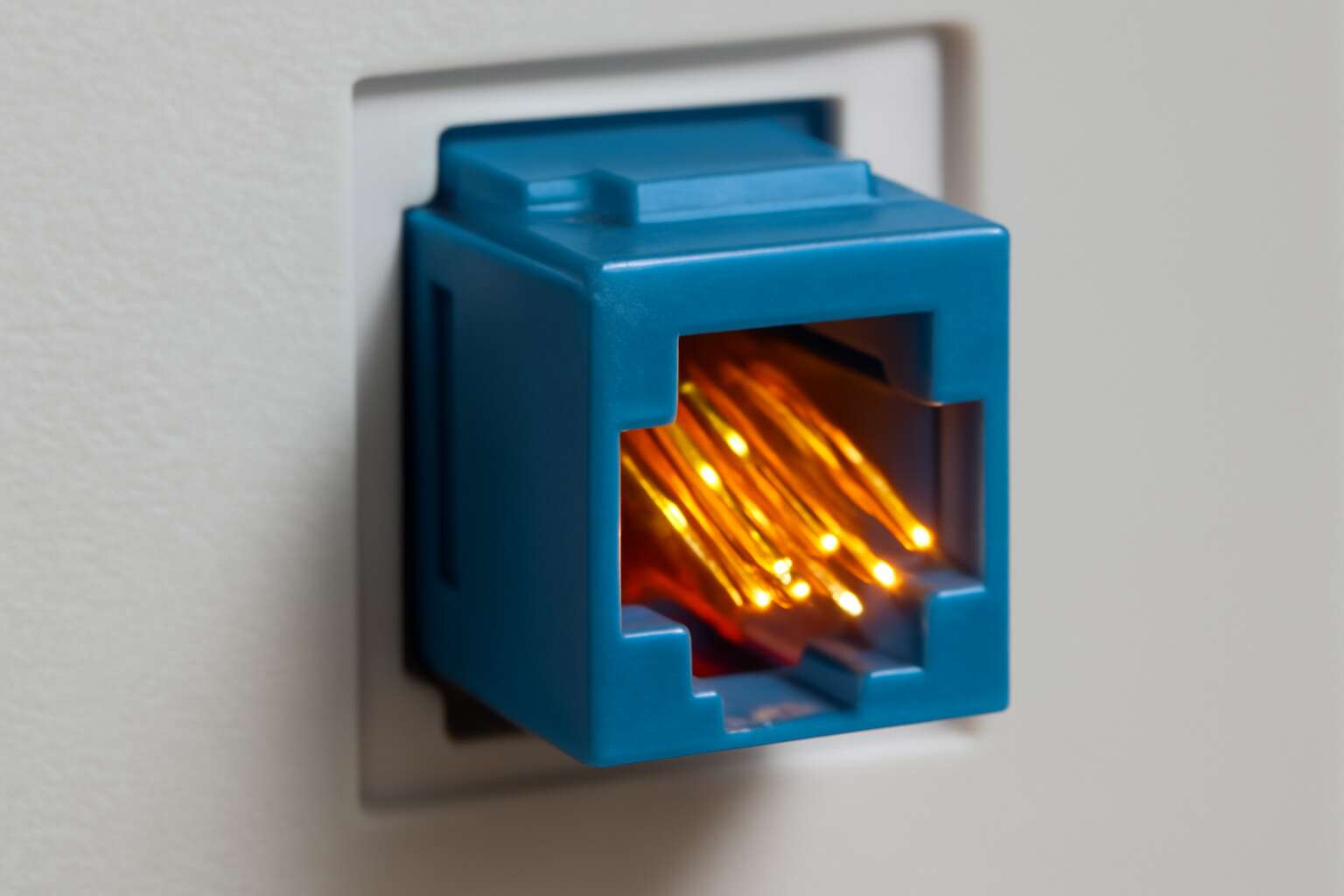 fibre optic keystone